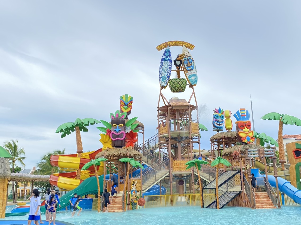 Công viên nước Tropicana Park 